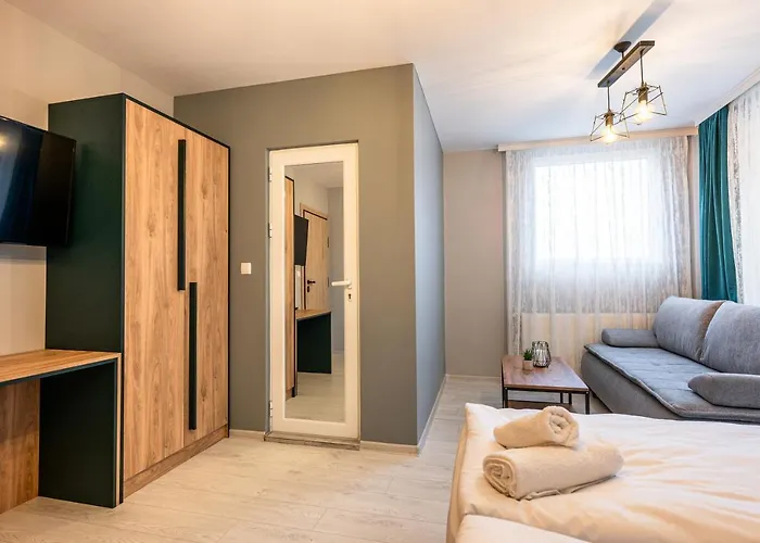 招待所 оскови